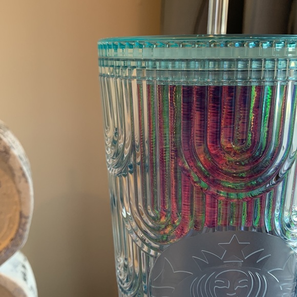Starbucks iridescent mermaid scales 24 oz tumbler cup - Picture 7 of 8